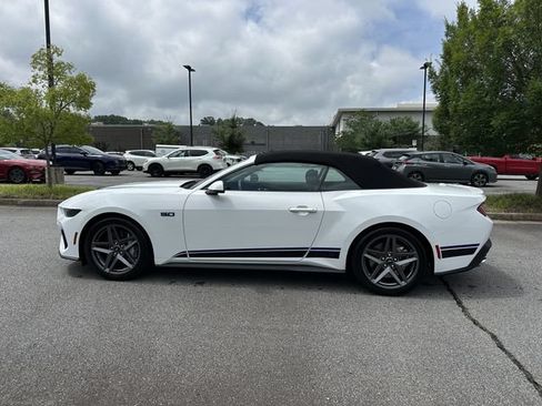 Used 2025 Ford Mustang GT Premium RWD image 6