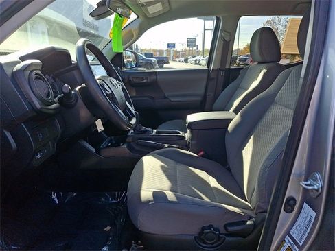 Used 2021 Toyota Tacoma SR image 13