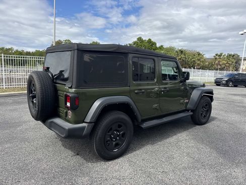 Used 2021 Jeep Wrangler Unlimited Sport image 4