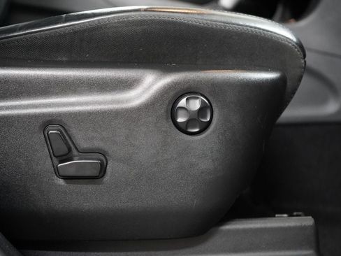 Used 2019 Jeep Grand Cherokee Limited AWD/4WD image 34