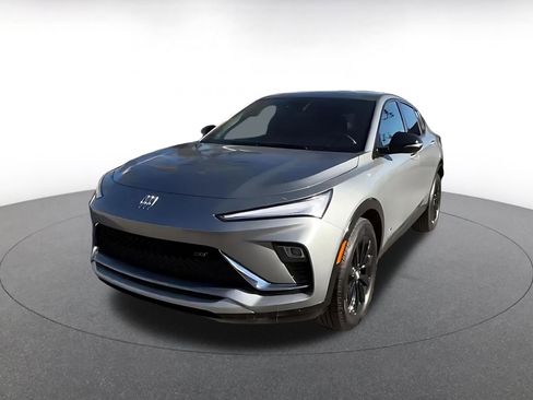 Used 2025 Buick Envista Sport Touring image 7