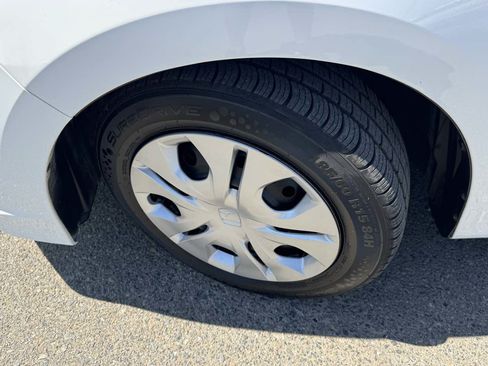 Used 2014 Honda Insight image 35