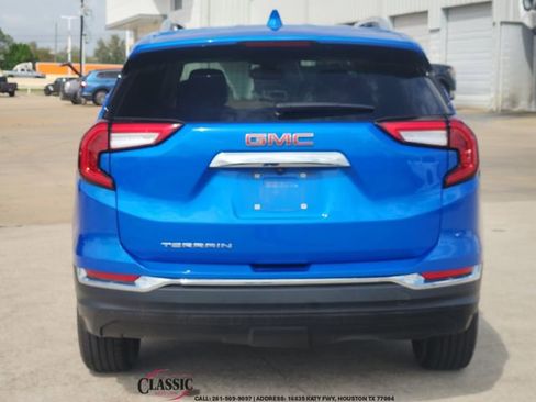 Used 2024 GMC Terrain SLT image 6