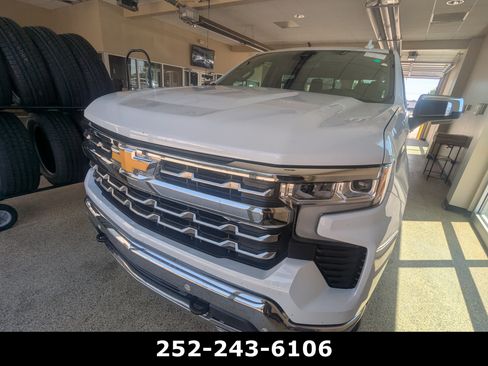 Used 2026 Chevrolet Silverado 1500 LTZ w/ LTZ Convenience Package II AWD/4WD image 7