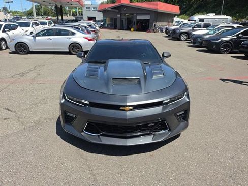 Used 2016 Chevrolet Camaro SS RWD image 21