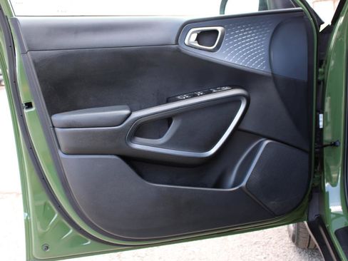 Used 2023 Kia Soul EX FWD image 14