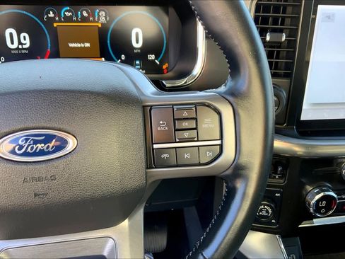 Used 2021 Ford F150 Lariat w/ Max Trailer Tow Package image 24