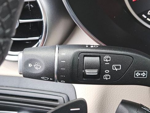Used 2022 Mercedes-Benz GLC 300 image 15