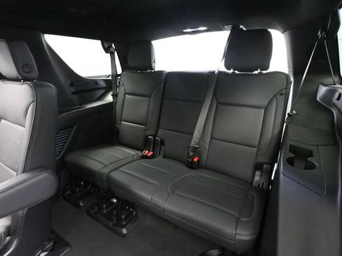 Used 2025 GMC Yukon Denali w/ Sun & Power Step Package AWD/4WD image 45