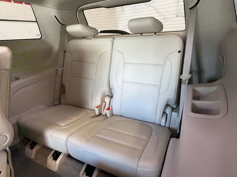 Used 2022 GMC Acadia Denali w/ LPO, Floor Liner Package FWD image 27