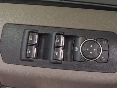 Used 2017 Ford F150 XLT w/ Equipment Group 302A Luxury image 18