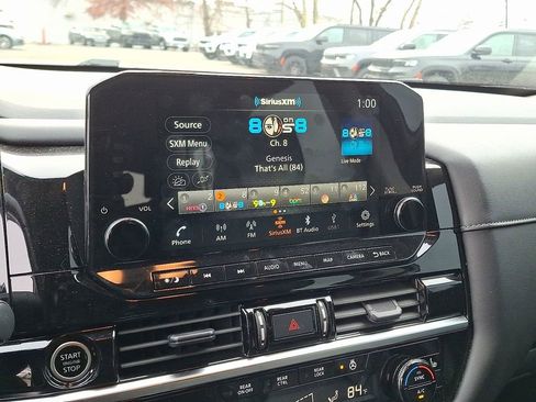 Used 2023 Nissan Pathfinder SL w/ SL Premium Package image 3