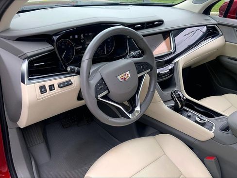 Certified 2024 Cadillac XT6 Premium Luxury w/ Technology Package AWD/4WD image 15