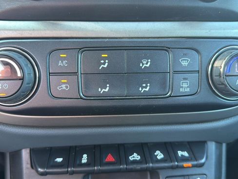 Used 2020 Chevrolet Colorado Z71 RWD image 9