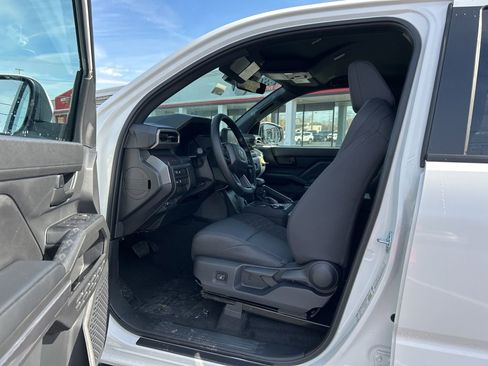 New 2026 Toyota Tacoma SR5 AWD/4WD image 10