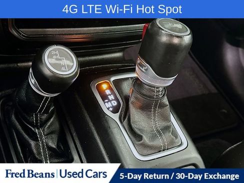 Certified 2021 Jeep Wrangler Unlimited Sahara AWD/4WD image 19