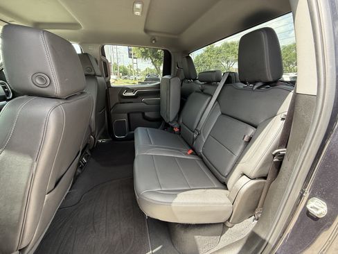 Used 2025 GMC Sierra 1500 SLT RWD image 29