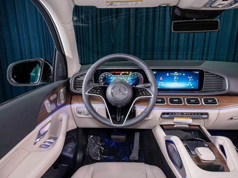 New 2026 Mercedes-Benz GLE 450 4MATIC image 14