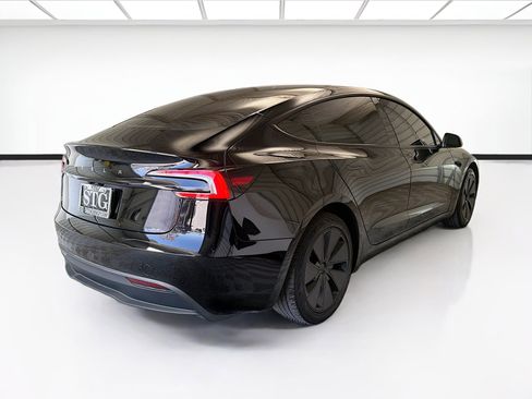 Used 2025 Tesla Model 3 Long Range RWD image 4