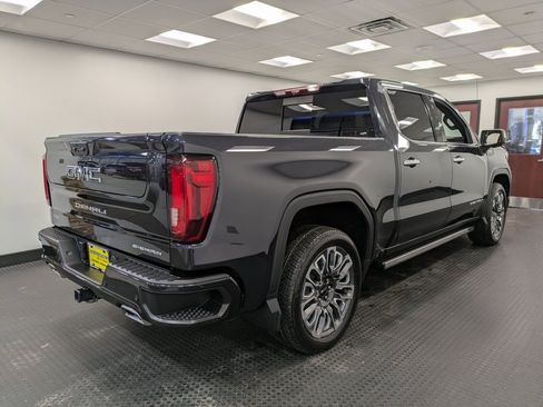 Used 2023 GMC Sierra 1500 Denali Ultimate image 4