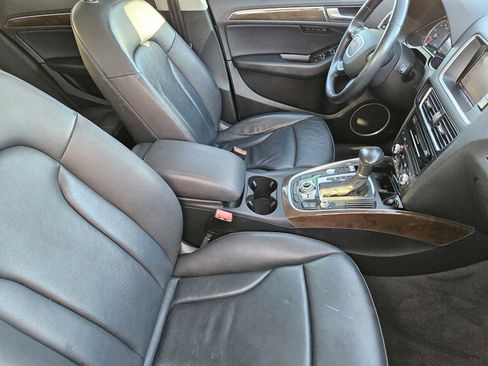 Used 2016 Audi Q5 2.0T Premium Plus w/ Technology Package image 14