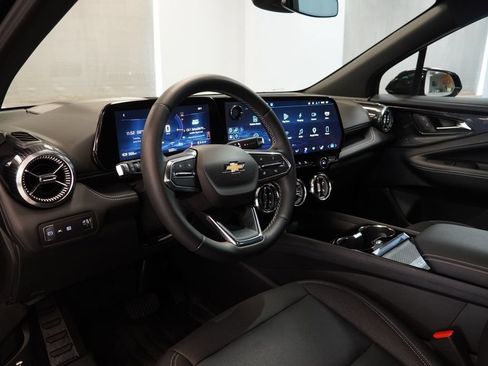 New 2025 Chevrolet Blazer EV LT AWD/4WD image 6