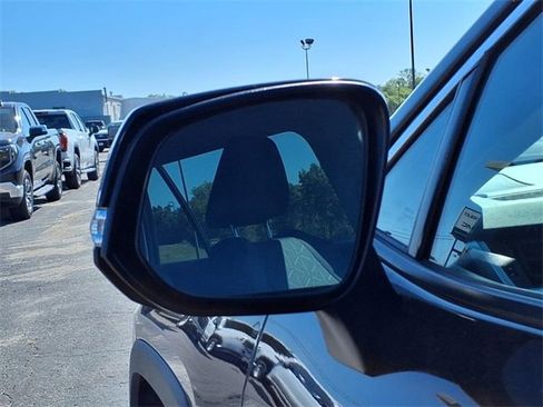 Used 2024 Toyota RAV4 XLE image 32