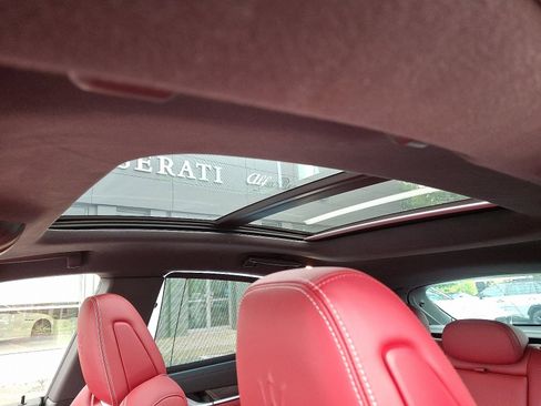 Used 2022 Maserati Levante Modena S image 14