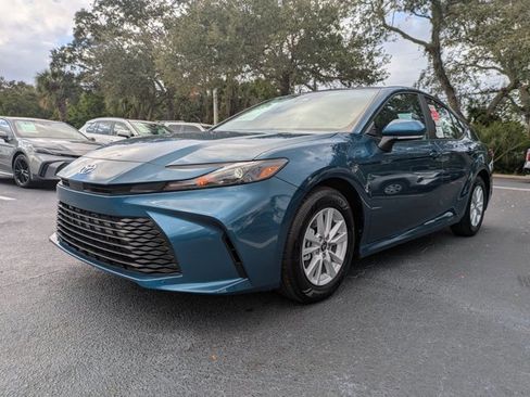 New 2026 Toyota Camry LE FWD image 8