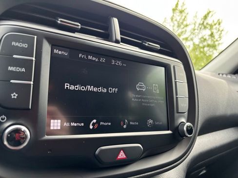 Used 2023 Kia Soul LX FWD image 19