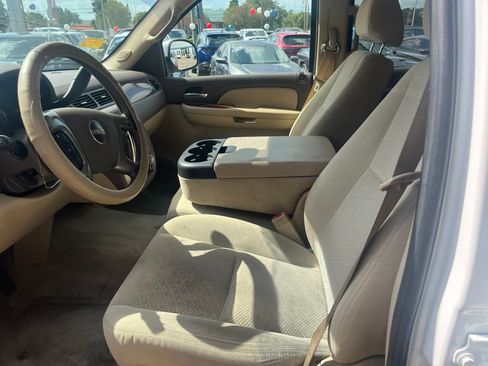 Used 2008 GMC Yukon SLE RWD image 11