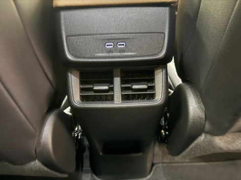 Certified 2025 Chevrolet Equinox ACTIV w/ Safety and Technology Package image 23