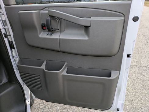 New 2026 GMC Savana 3500 Extended image 24