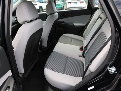 Used 2023 Hyundai Kona SE w/ Cargo Package AWD/4WD image 20