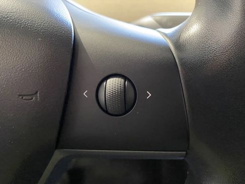 Used 2018 Tesla Model 3 Performance image 17