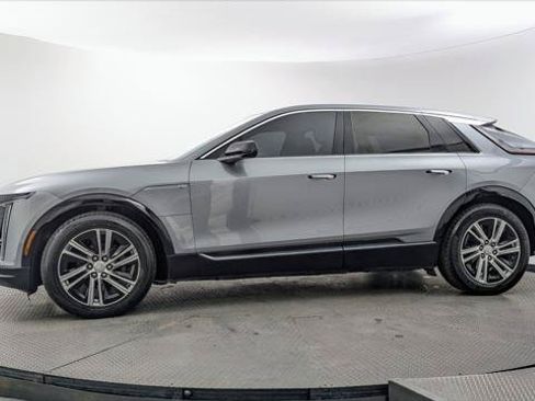 Used 2024 Cadillac Lyriq Tech w/ LPO, Floor Liner Package AWD/4WD image 3