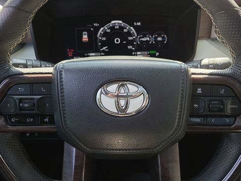 Used 2024 Toyota Sequoia Capstone AWD/4WD image 11