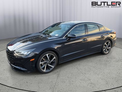 Used 2023 Hyundai Sonata SEL Plus FWD image 1