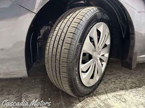 Used 2018 Subaru Impreza 2.0i AWD/4WD image 31