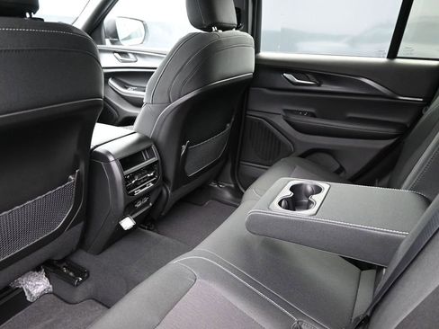 New 2026 Jeep Grand Cherokee Laredo X AWD/4WD image 22