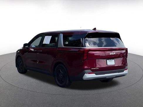 Used 2026 Kia Carnival FWD image 11