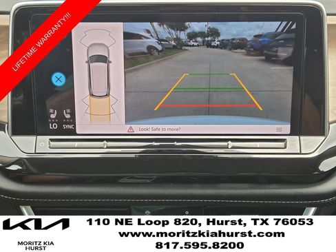 Used 2025 Volkswagen Atlas SE FWD image 7