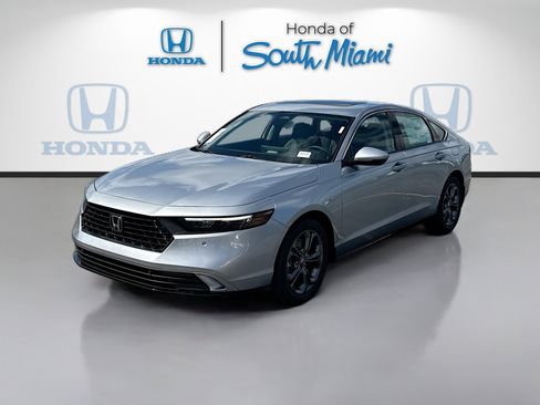 New 2026 Honda Accord EX-L image 3
