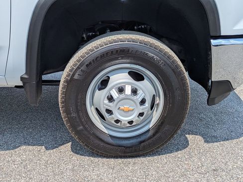 Used 2024 Chevrolet Silverado 3500 W/T w/ WT Convenience Package AWD/4WD image 12