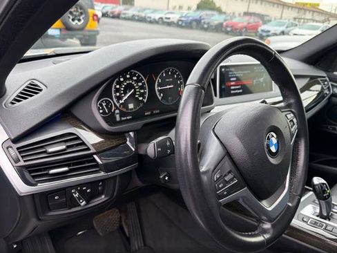 Used 2018 BMW X5 xDrive40e image 9