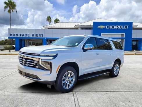 New 2026 Chevrolet Suburban Premier RWD image 3