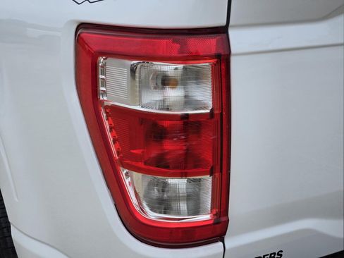 Used 2022 Ford F150 XL RWD image 9