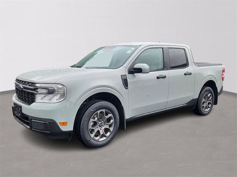 Used 2022 Ford Maverick XLT w/ Equipment Group 300A Standard image 3