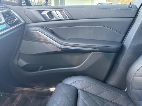 Certified 2026 BMW X5 xDrive50e w/ M Sport Package image 24