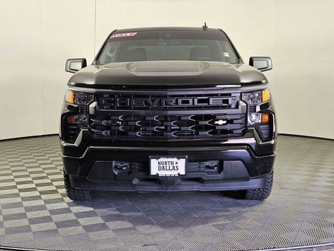 Used 2025 Chevrolet Silverado 1500 Custom RWD image 2